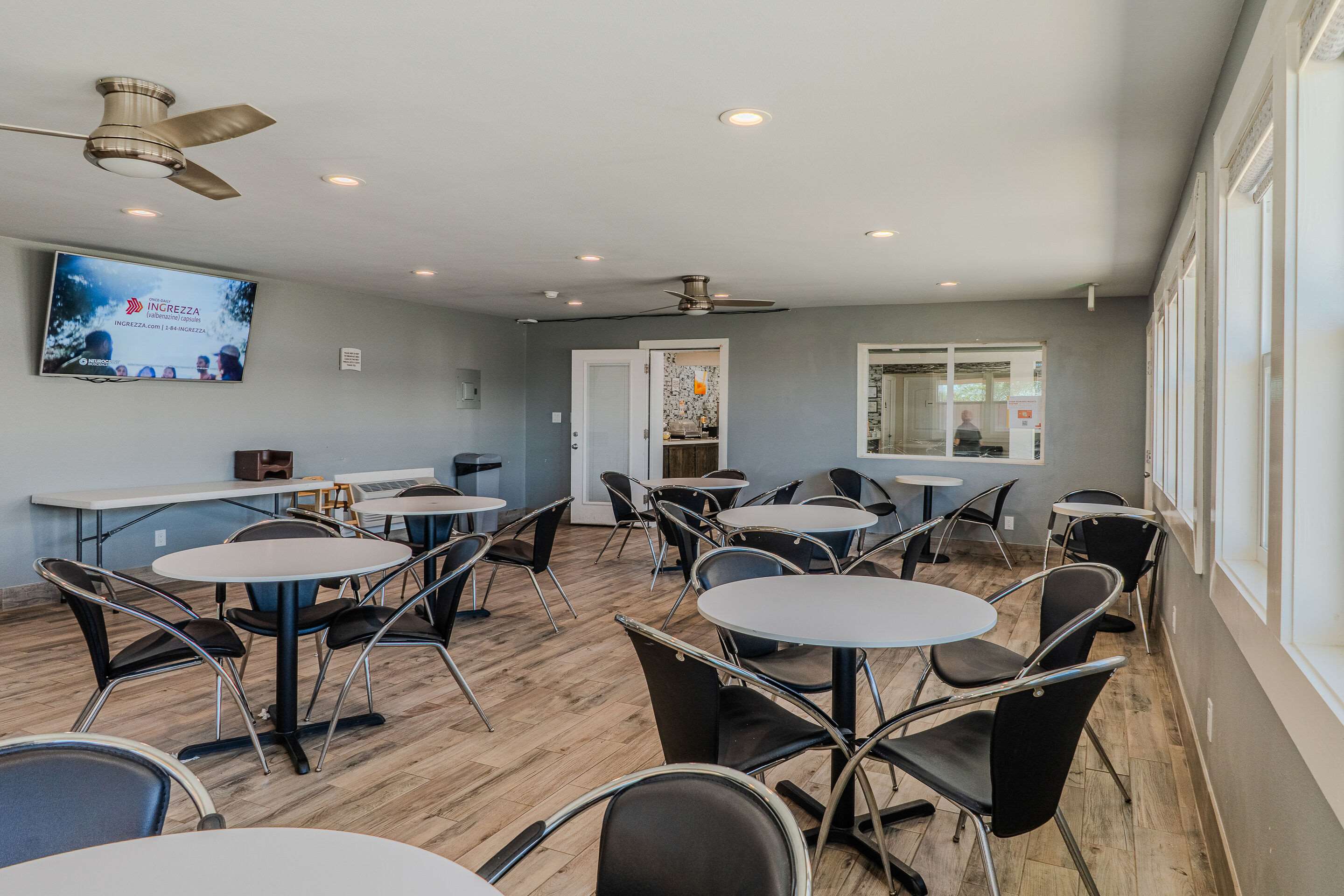 Breakfast area | Quality Inn Rockport on Aransas Bay
