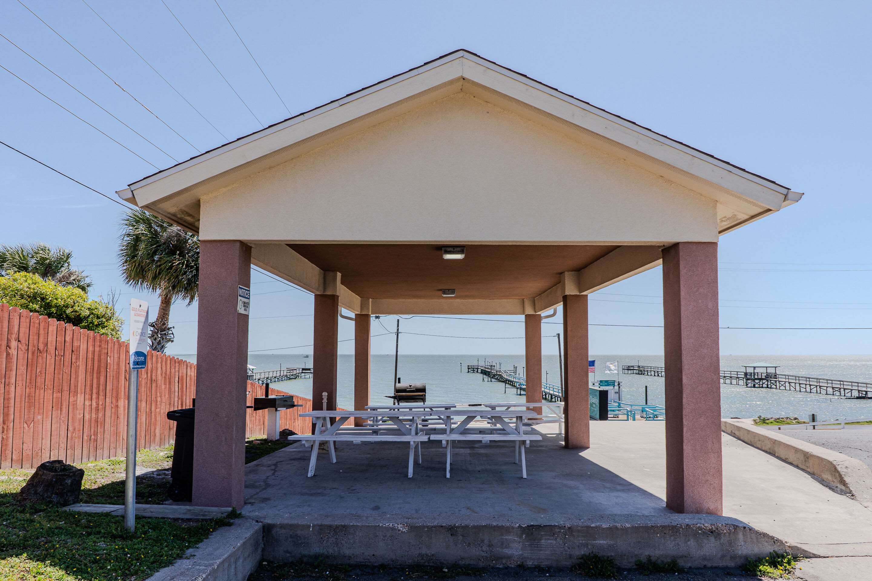 Hotel exterior | Quality Inn Rockport on Aransas Bay