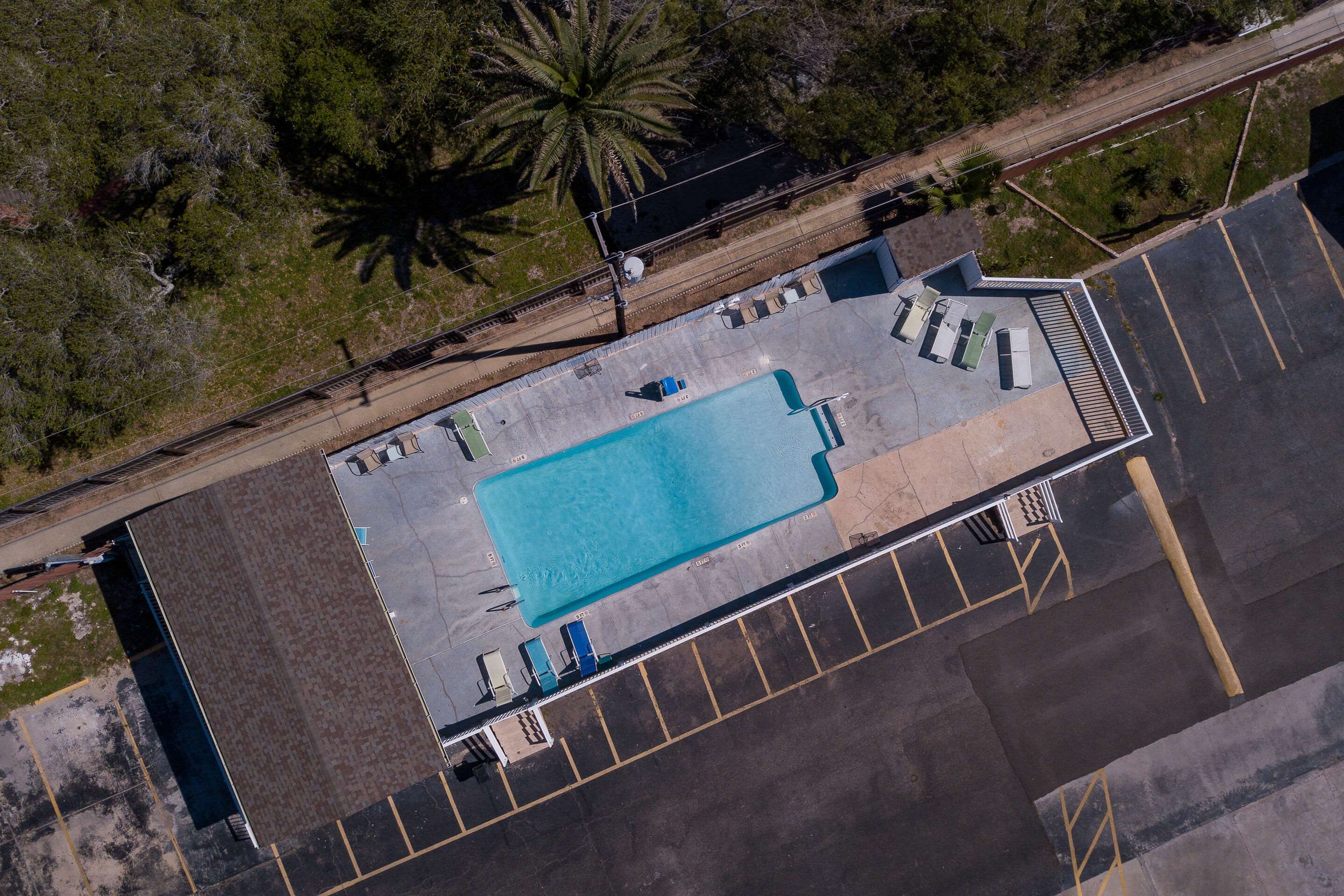 Aerial Pool View | Quality Inn Rockport on Aransas Bay