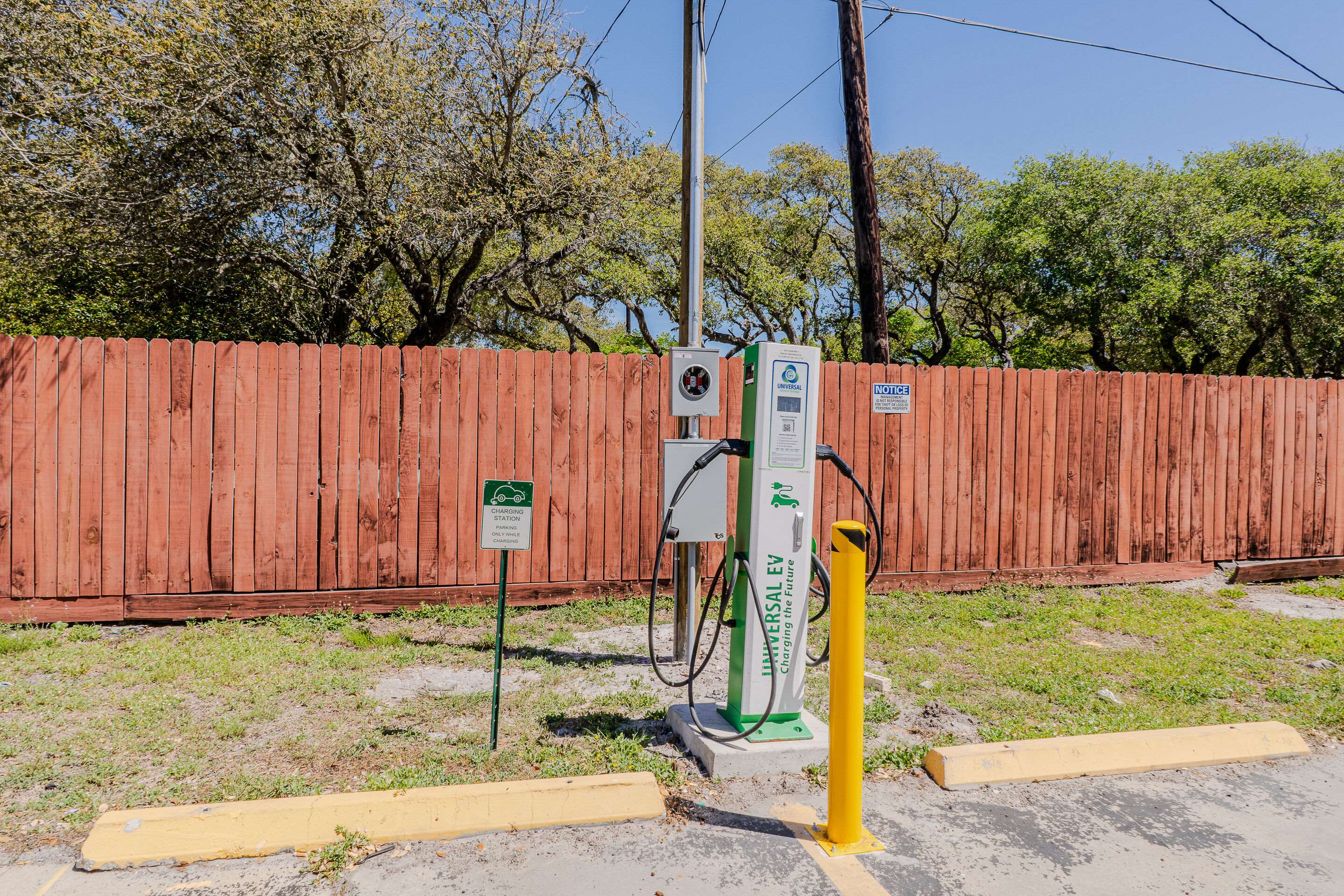 Electric vehicle charging station | Quality Inn Rockport on Aransas Bay