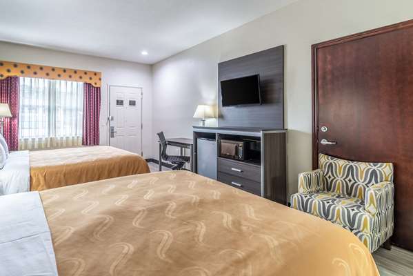  - Quality Inn & Suites Canton - I-20, Exit 527