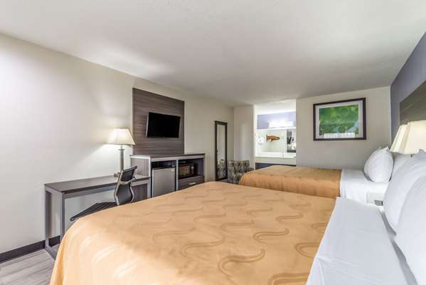  - Quality Inn & Suites Canton - I-20, Exit 527