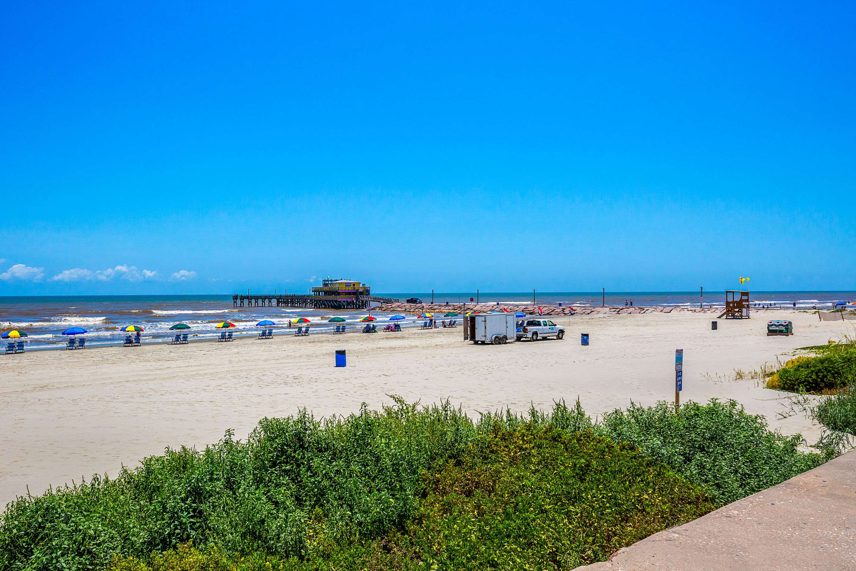 Nearby beach | Quality Inn & Suites Beachfront