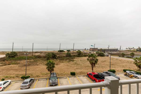 Suite - Comfort Suites Galveston
