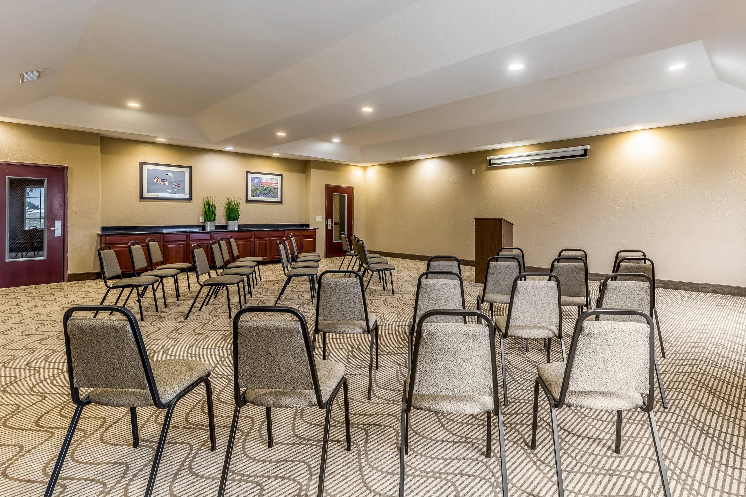 Meeting room | Comfort Suites Galveston