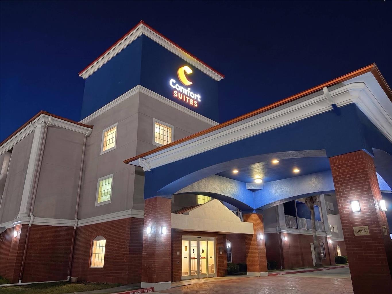 Comfort Suites