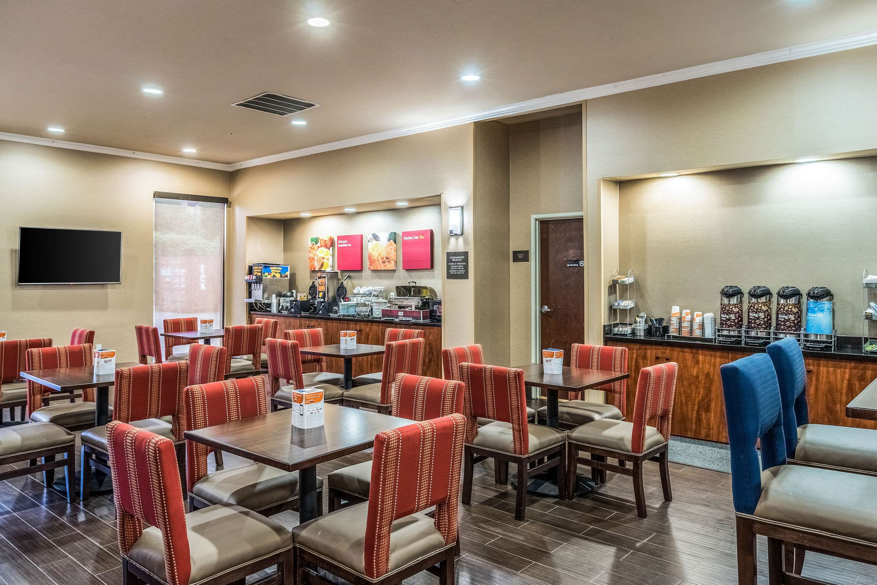 Breakfast area