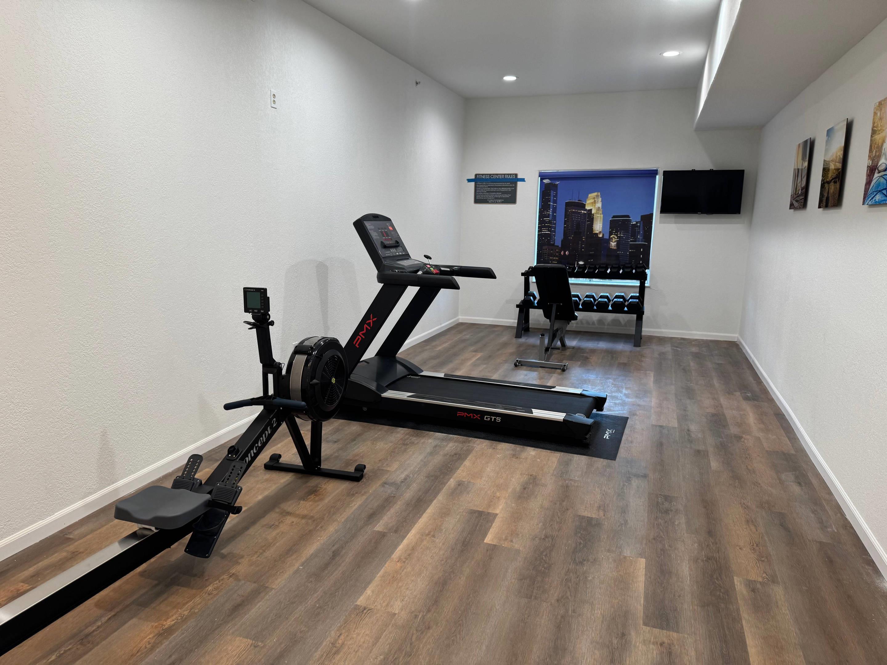 Fitness center | Red Roof PLUS+ San Antonio Northeast