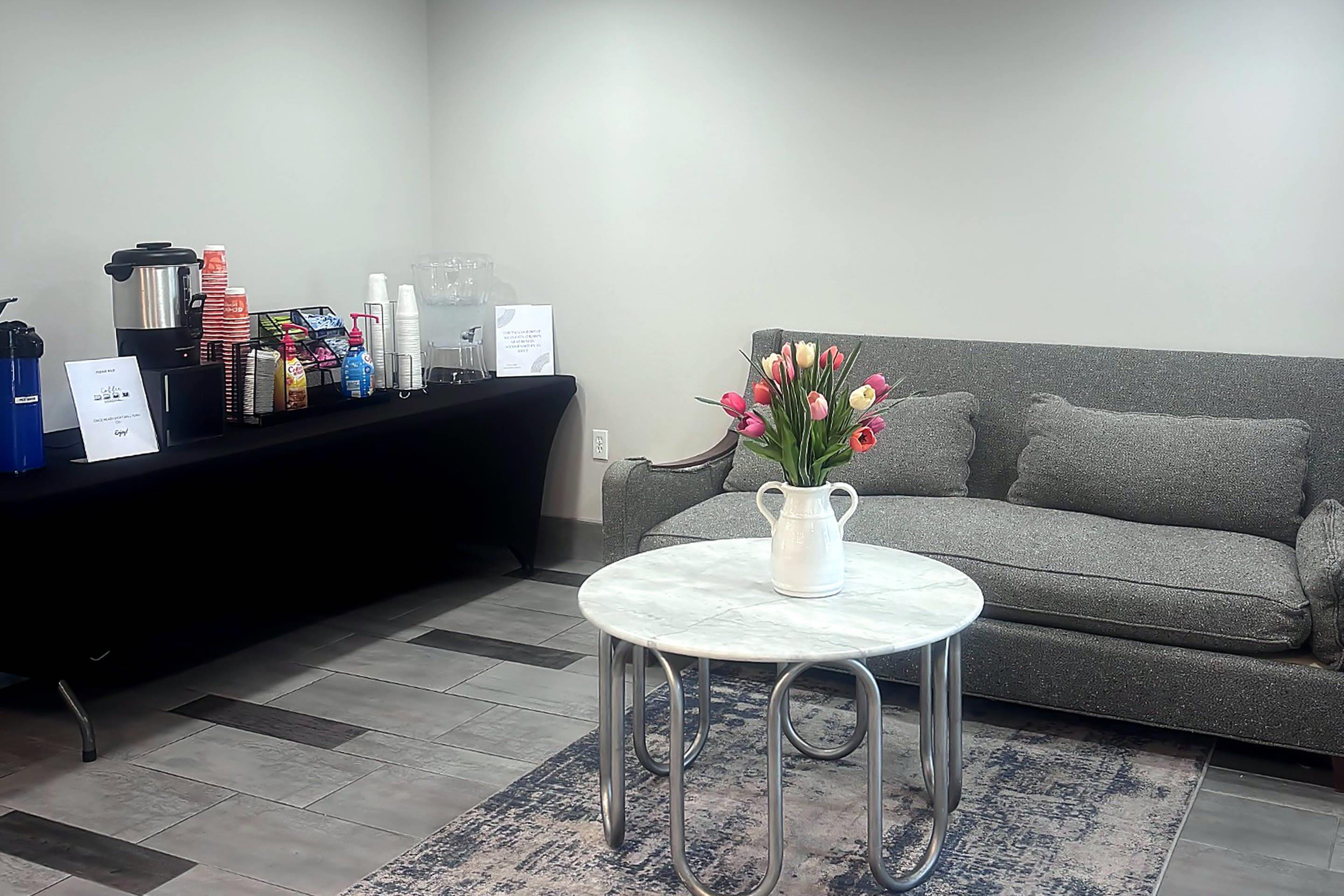 Lounge | MainStay Suites Texas Medical Center/Reliant Park