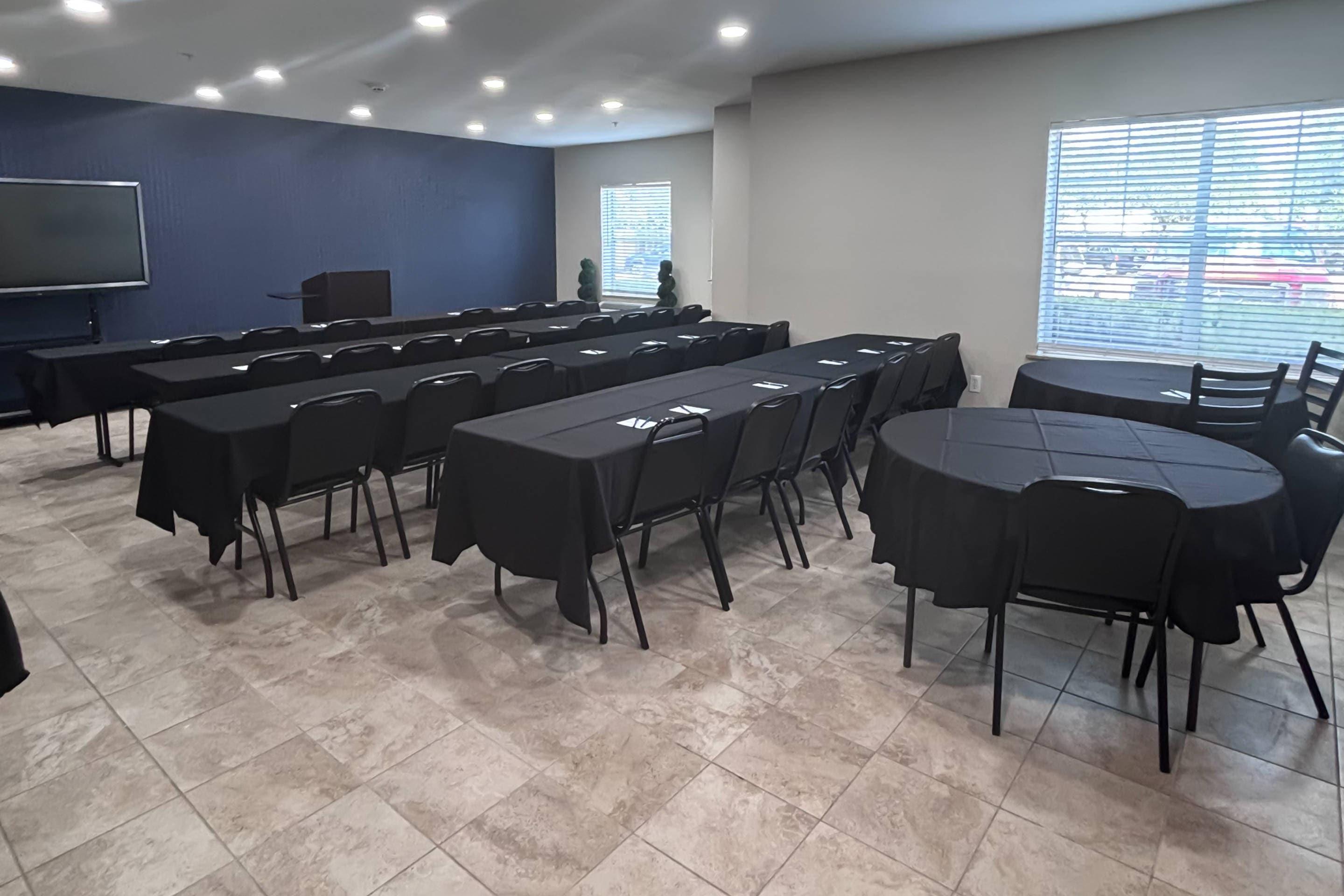 Meeting room | MainStay Suites Texas Medical Center/Reliant Park