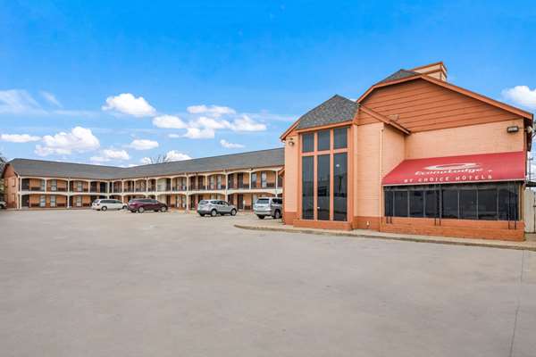 Exterior view - Econo Lodge Austin