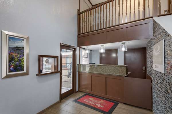  - Econo Lodge Austin