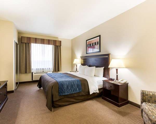  - Comfort Inn & Suites Winnie - I-10, Exit 829