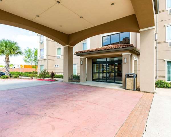 Exterior view - Comfort Inn & Suites Winnie - I-10, Exit 829