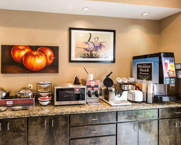 Amenities - Comfort Inn & Suites Winnie - I-10, Exit 829