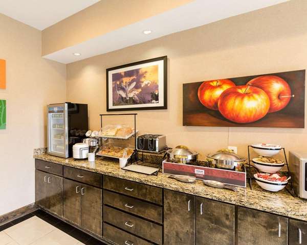 Amenities - Comfort Inn & Suites Winnie - I-10, Exit 829