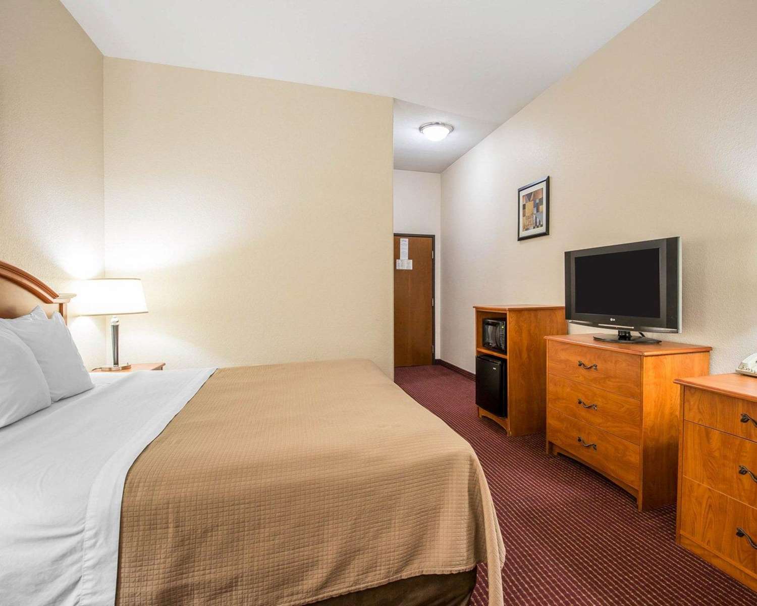 Econo Lodge Inn & Suites Beaumont