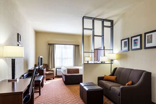 Suite - Comfort Suites Webster