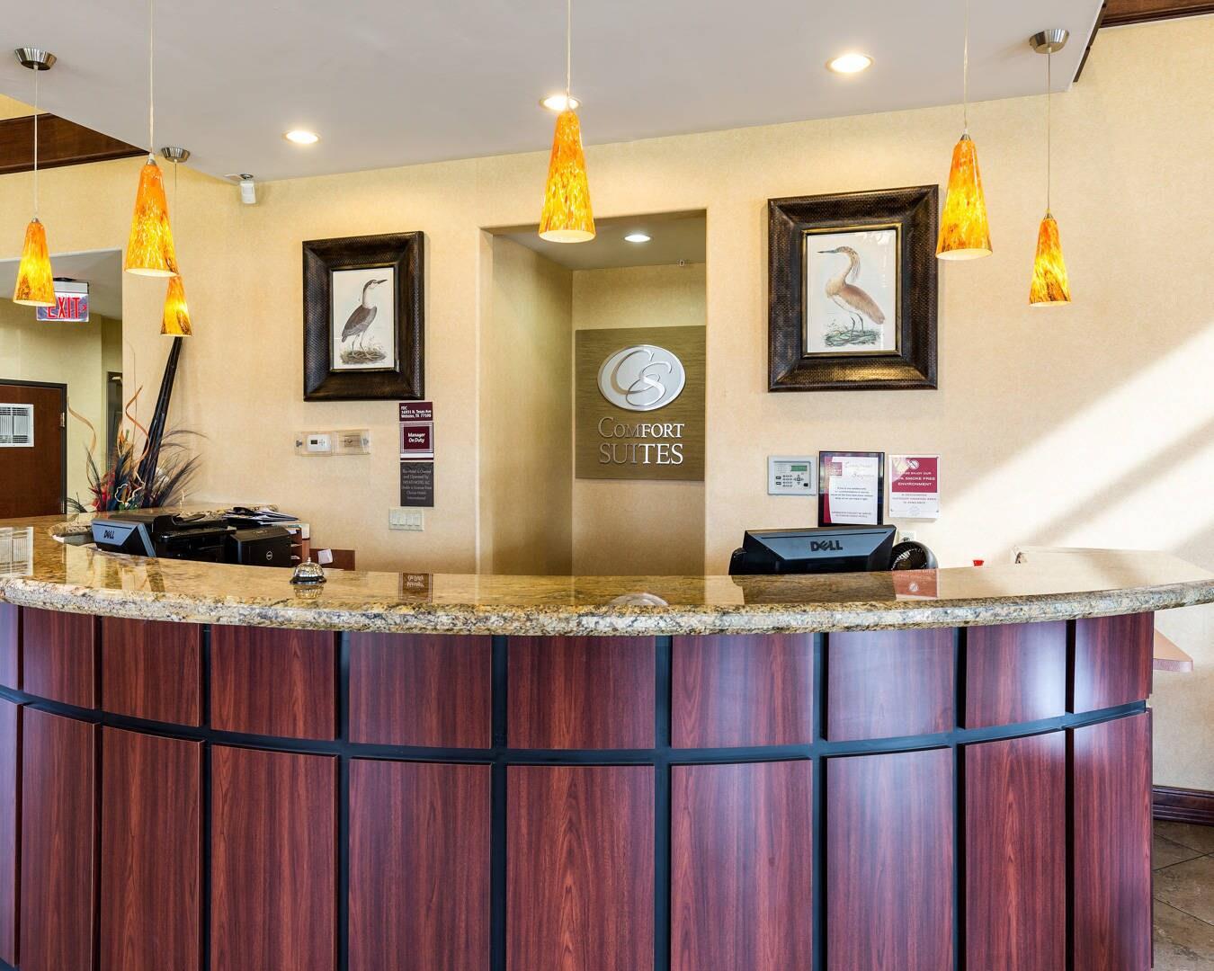 Front desk with friendly staff | Comfort Suites near NASA - Clear Lake