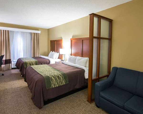 Suite - Comfort Inn Red Oak
