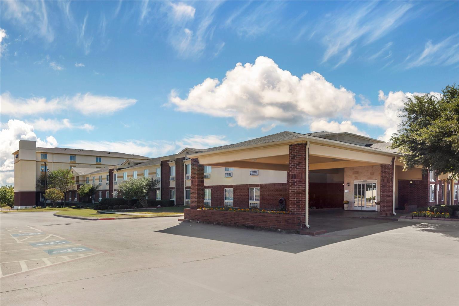 Comfort Inn and Suites Red Oak
