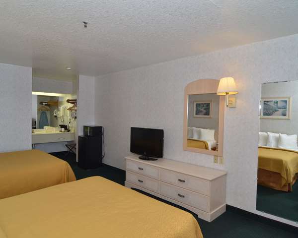  - Econo Lodge South San Antonio - I-35, Exit 152A
