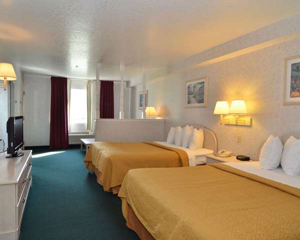Suite - Econo Lodge South San Antonio - I-35, Exit 152A
