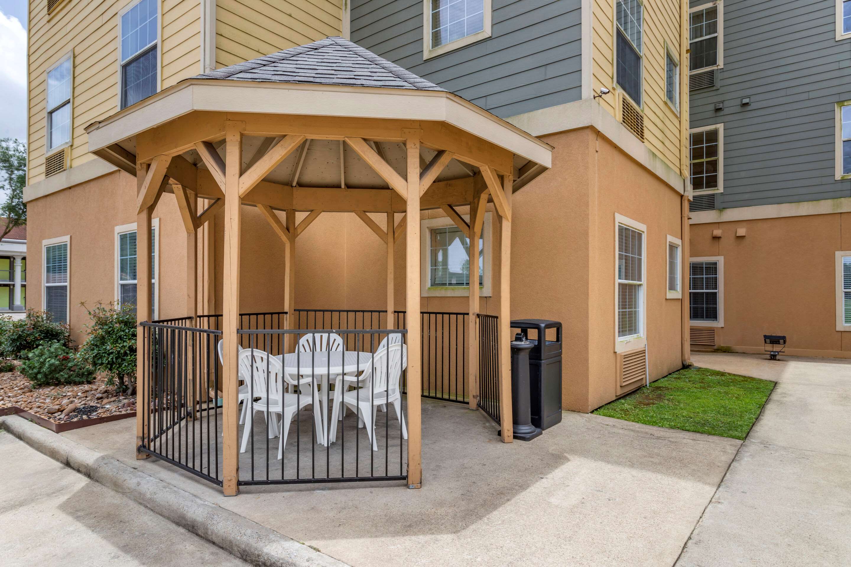 Outdoor Seating