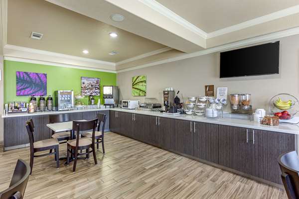 Amenities - Sleep Inn & Suites Hewitt - I-35, Exit 328