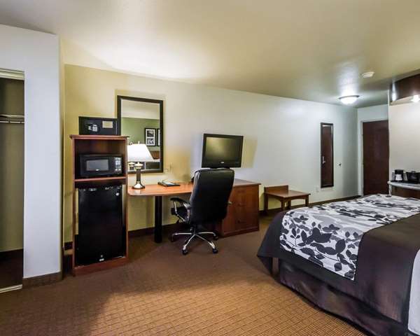  - Sleep Inn & Suites Shamrock - I-40, Exit 163