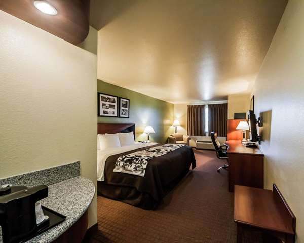  - Sleep Inn & Suites Shamrock - I-40, Exit 163