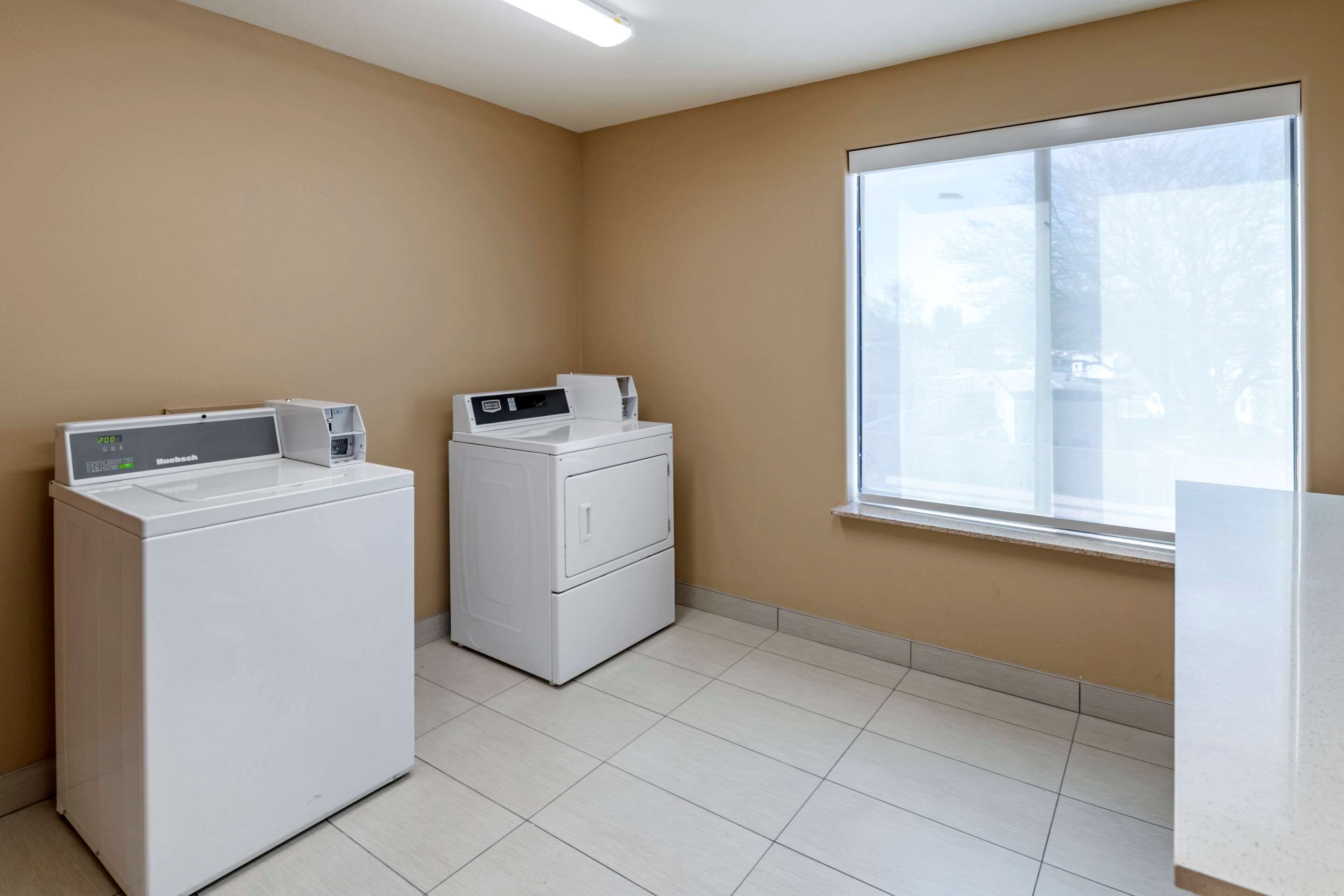 Guest laundry facilities | Quality Inn And Suites Lubbock