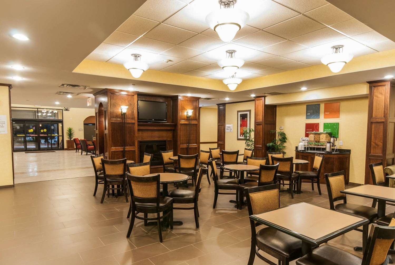 Comfort Suites Hobby Airport Houston, TX See Discounts