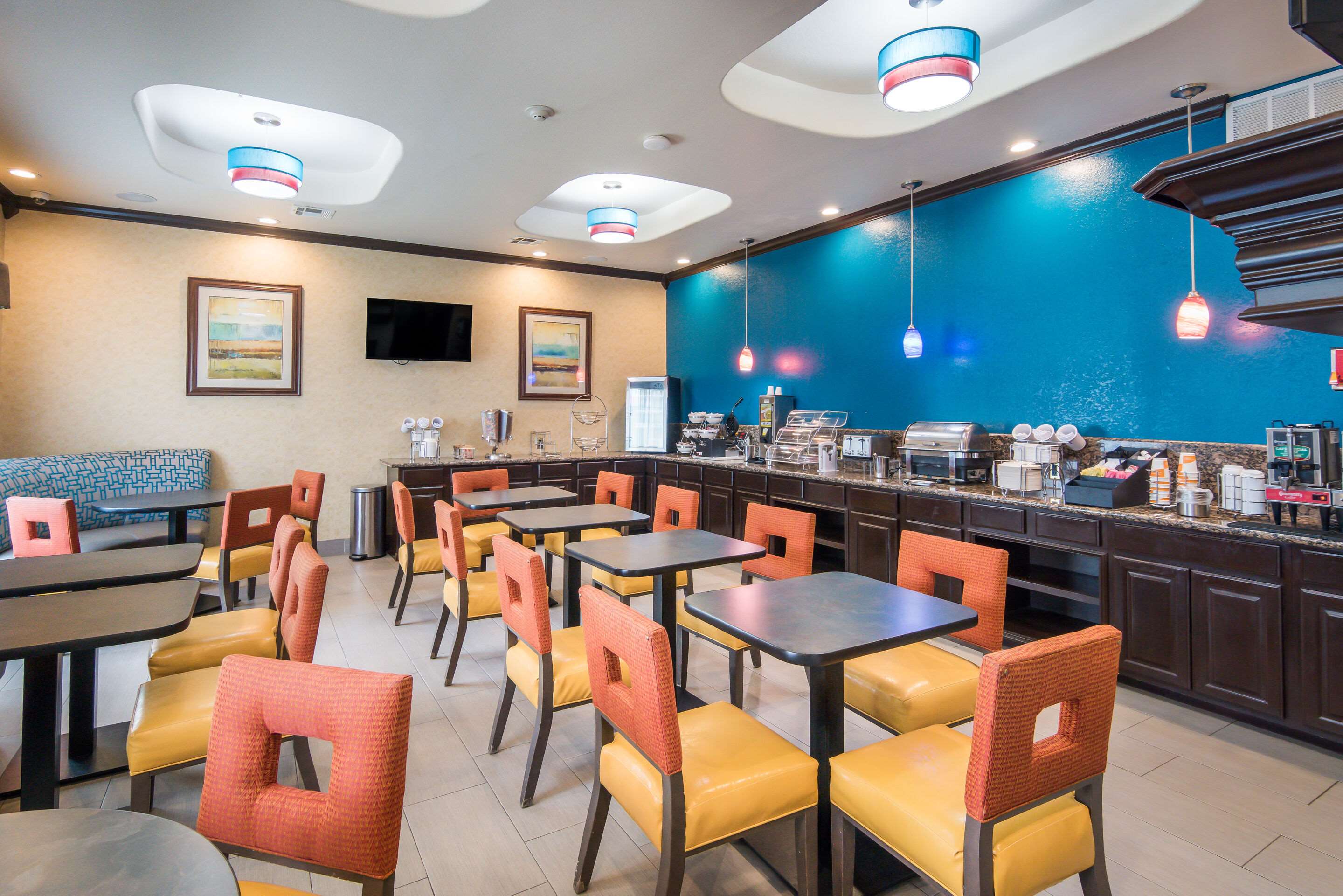 Breakfast area