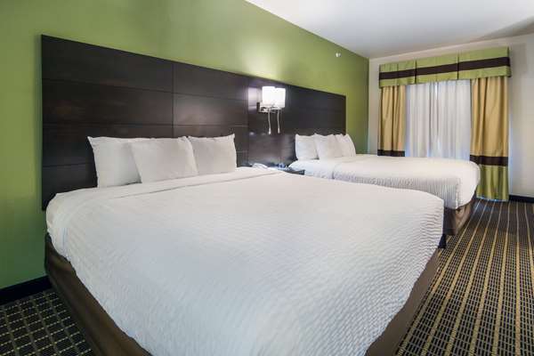 Suite - Clarion Inn & Suites Weatherford - I-20, Exit 408