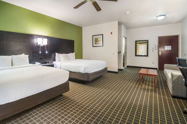 Suite - Clarion Inn & Suites Weatherford - I-20, Exit 408