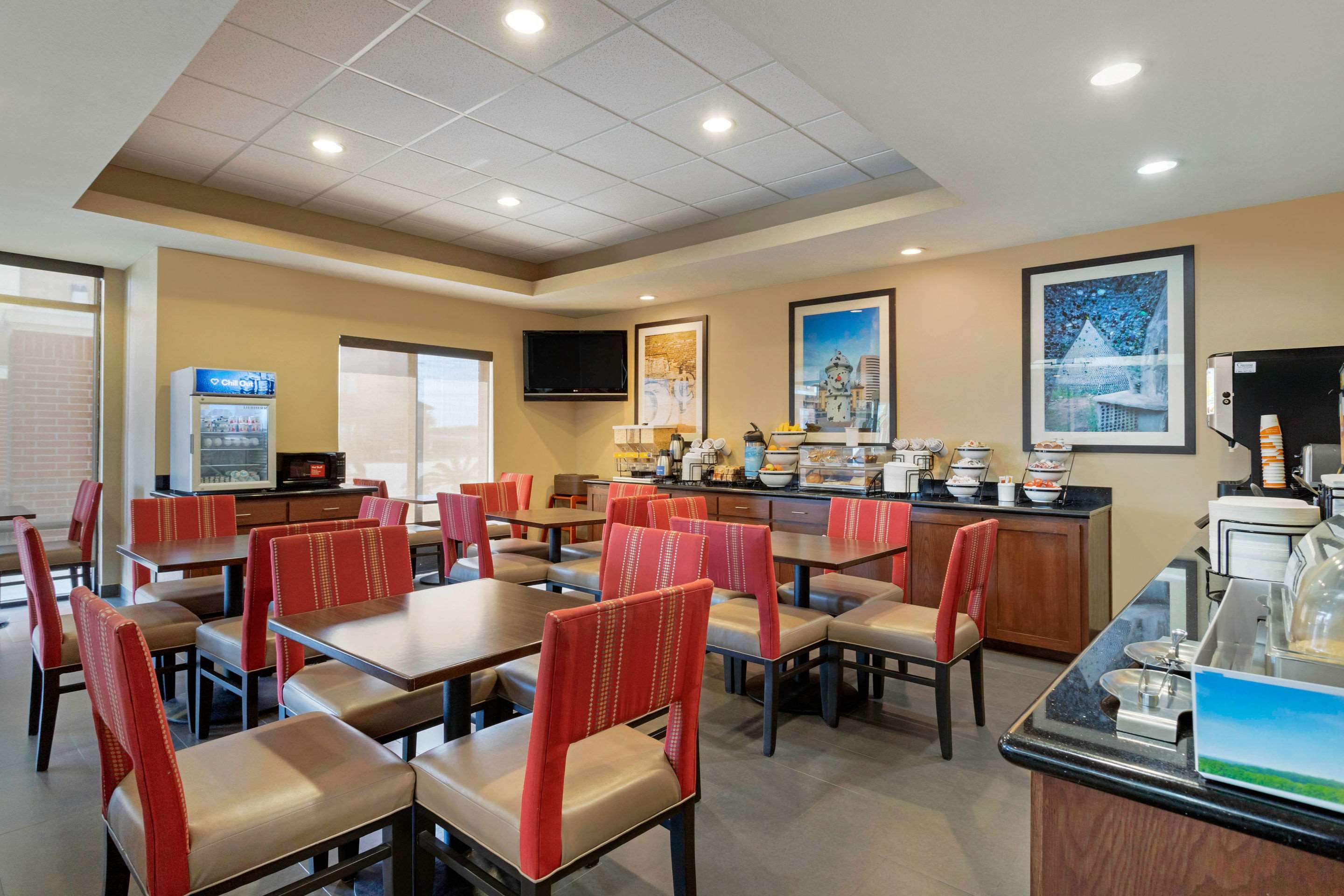 Breakfast area