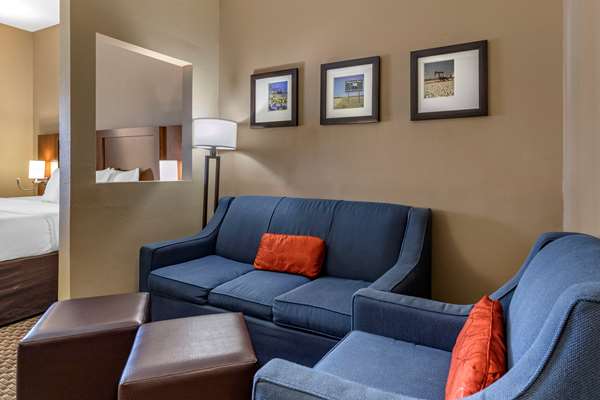Suite - Comfort Suites Corpus Christi
