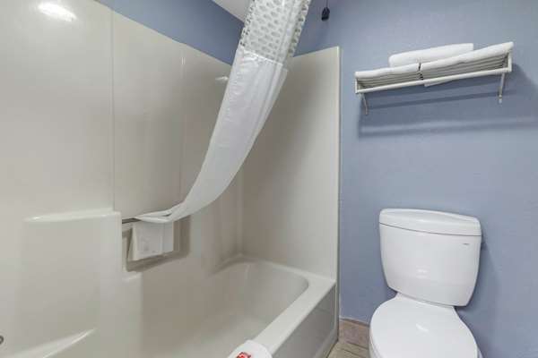  - Econo Lodge Junction - I-10, Exit 457