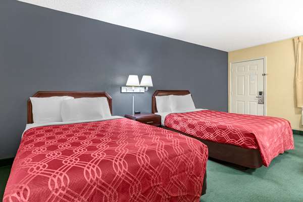  - Econo Lodge Junction - I-10, Exit 457