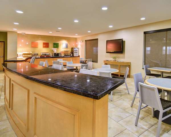 Amenities - Comfort Suites Lindale - I-20, Exit 556