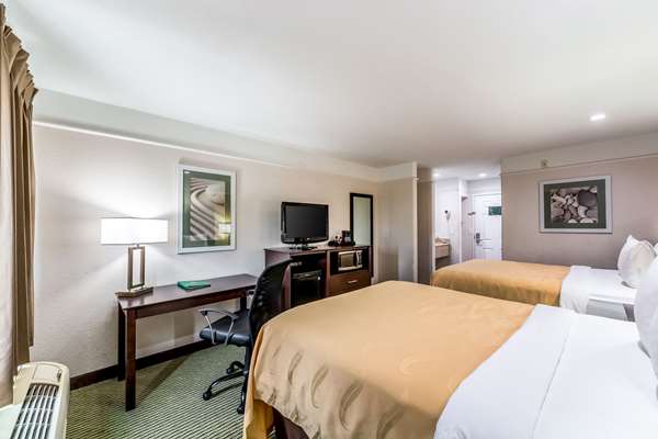  - Quality Inn & Suites SeaWorld North San Antonio