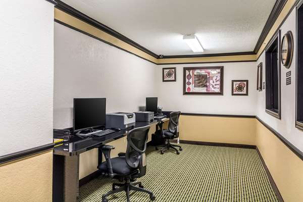 Conference Area - Quality Inn & Suites SeaWorld North San Antonio