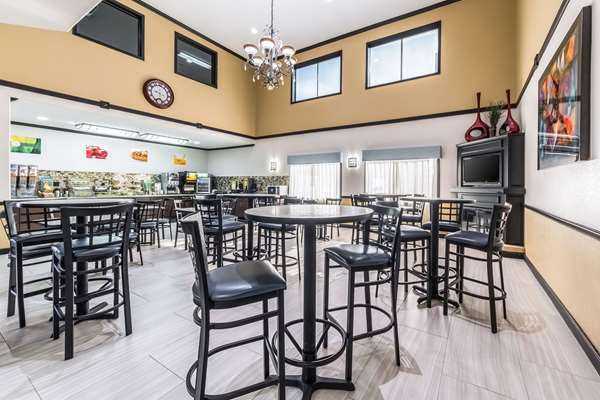 Amenities - Quality Inn & Suites SeaWorld North San Antonio