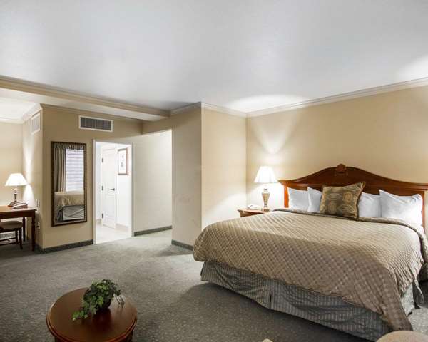  - Liberty Historic Hotel Cleburne