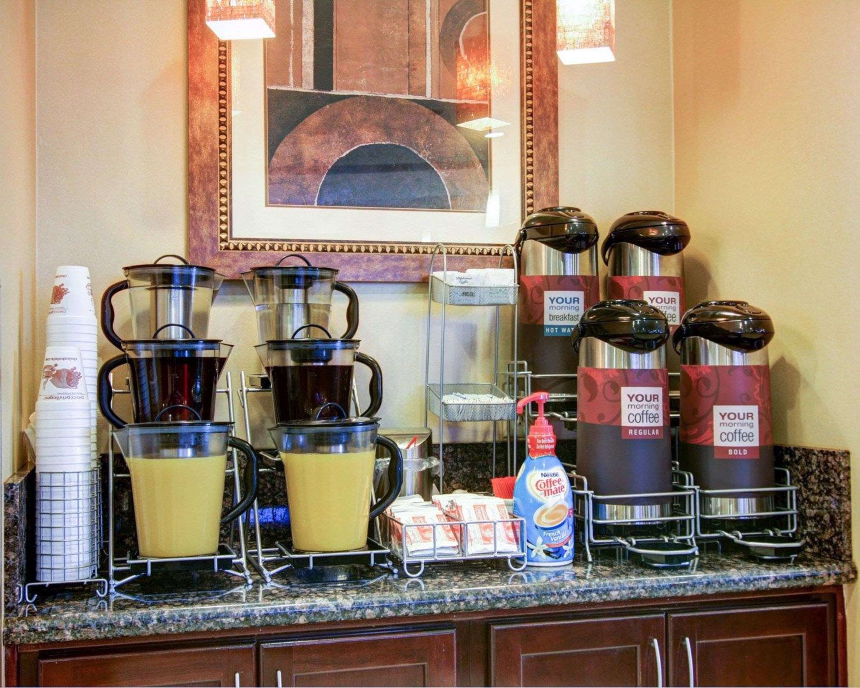 Breakfast bar | Comfort Suites Fort Stockton