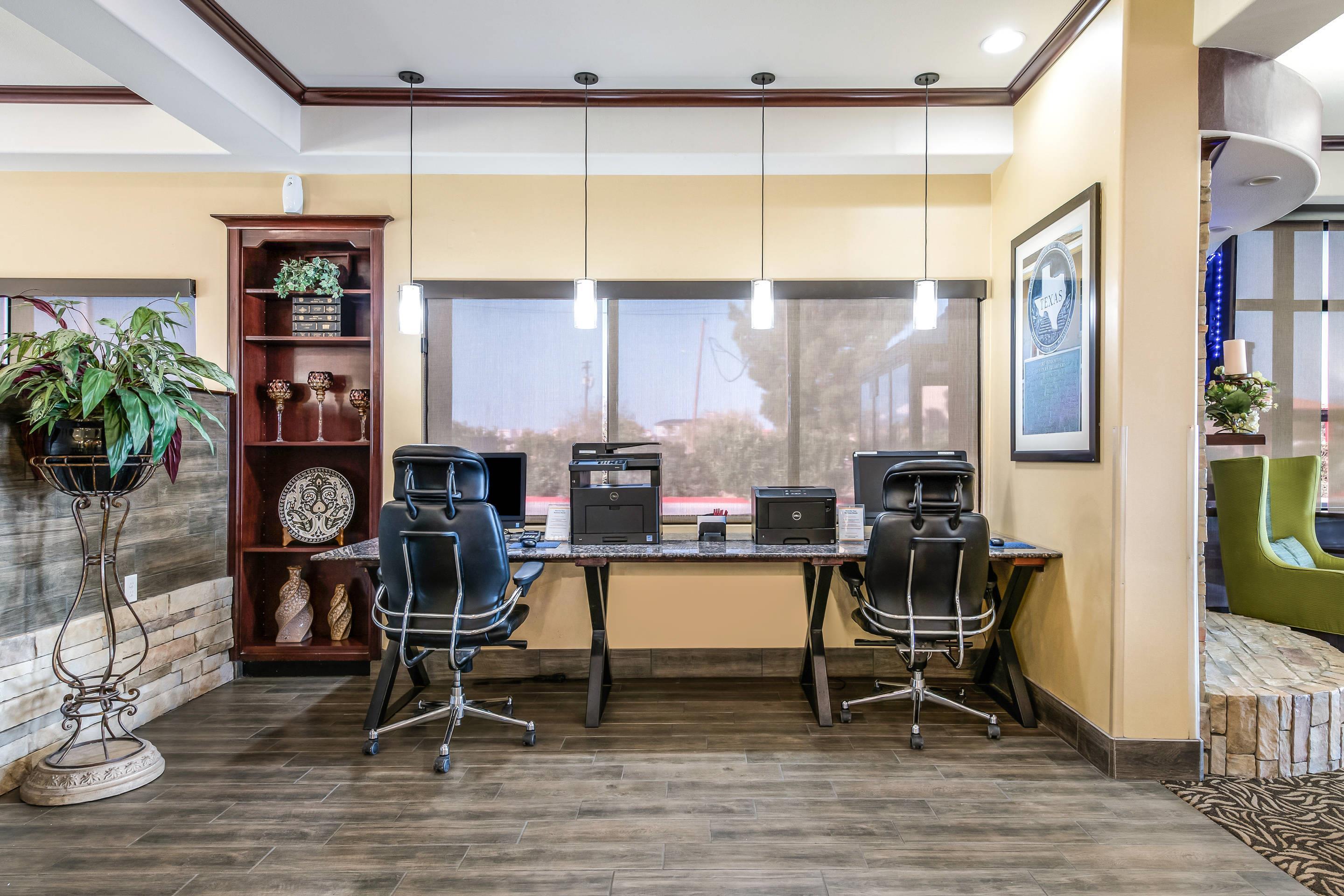Business center | Comfort Suites Fort Stockton