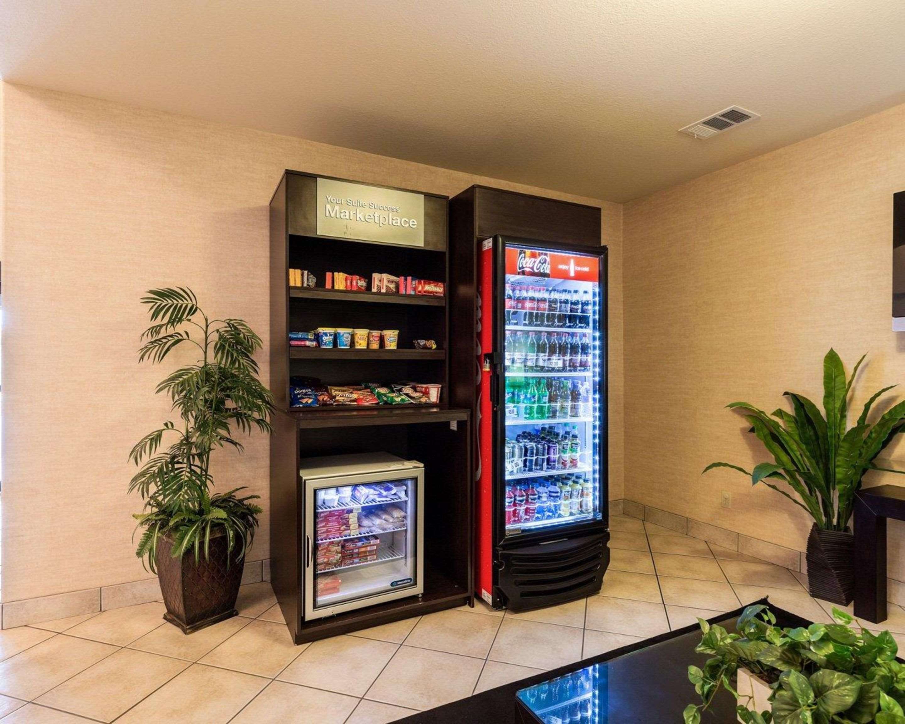 Hotel marketplace | Quality Suites