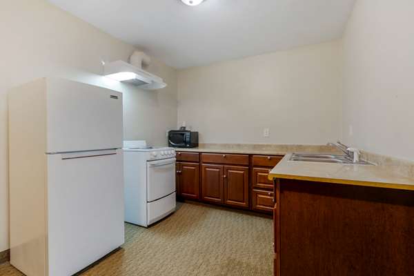 Suite - Comfort Suites Benbrook - I-20, Exit 429B