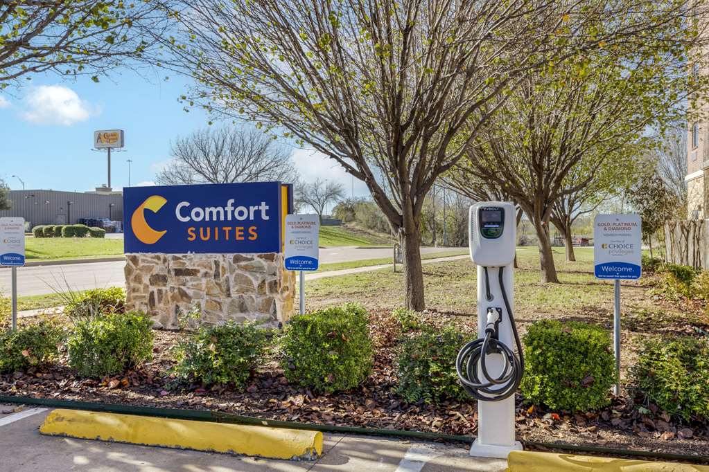 Comfort Suites Benbrook